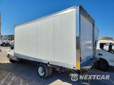 Drugie zdjęcie samochodu z przodu: 2024 FORD E350 BOX TRUCK VIN:1FDWE3FN8RDD26484 - miniatura