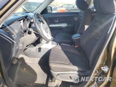 Zdjęcie 7 z 12 samochodu: 2012 KIA SOUL + VIN:KNDJT2A61C7372971 - miniatura