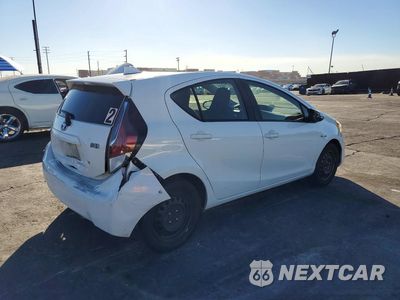 Trzecie zdjęcie samochodu z tyłu: 2016 TOYOTA PRIUS C ONE VIN:JTDKDTB32G1136835 - miniatura