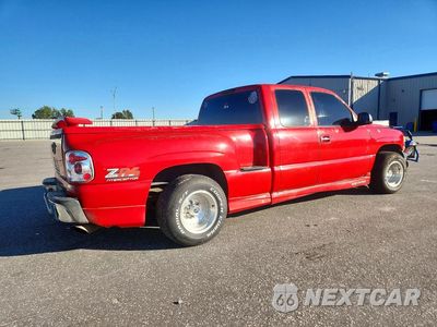 Trzecie zdjęcie samochodu z tyłu: 2000 CHEVROLET SILVERADO C1500 VIN:2GCEC19T7Y1241652 - miniatura