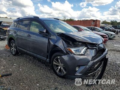 Czwarte zdjęcie samochodu z boku: 2018 TOYOTA RAV4 XLE VIN:JTMRFREV3JJ723643 - miniatura