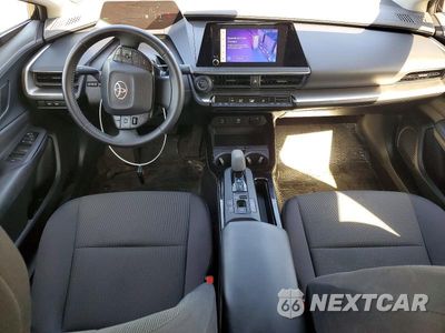 Zdjęcie 8 z 12 samochodu: 2024 TOYOTA PRIUS LE VIN:JTDACAAU0R3029352 - miniatura