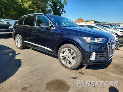 Czwarte zdjęcie samochodu z boku: 2021 AUDI Q7 PREMIUM VIN:WA1AXAF76MD015198 - miniatura