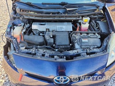 Zdjęcie 11 z 13 samochodu: 2015 TOYOTA PRIUS TWO VIN:JTDKN3DU6F0460829 - miniatura