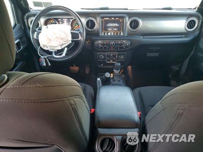 Zdjęcie 8 z 13 samochodu: 2020 JEEP WRANGLER UNLIMITED SAHARA VIN:1C4HJXEN4LW219333 - miniatura