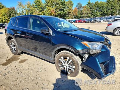Czwarte zdjęcie samochodu z boku: 2017 TOYOTA RAV4 LE VIN:JTMBFREVXHJ171473 - miniatura