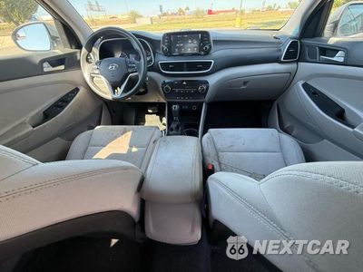 Zdjęcie 9 z 10 samochodu: 2020 HYUNDAI TUCSON SE VIN:KM8J2CA44LU131510 - miniatura