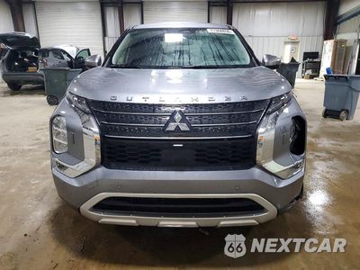 Piąte zdjęcie samochodu w środku: 2023 MITSUBISHI OUTLANDER SE VIN:JA4J4UA85PZ058478 - miniatura