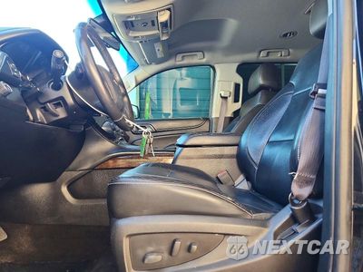 Zdjęcie 7 z 13 samochodu: 2015 CHEVROLET TAHOE K1500 LT VIN:1GNSKBKC9FR154871 - miniatura