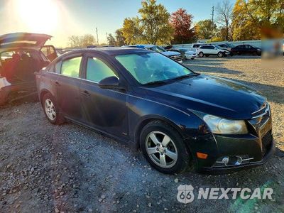 Czwarte zdjęcie samochodu z boku: 2014 CHEVROLET CRUZE LT VIN:1G1PC5SB3E7202386 - miniatura
