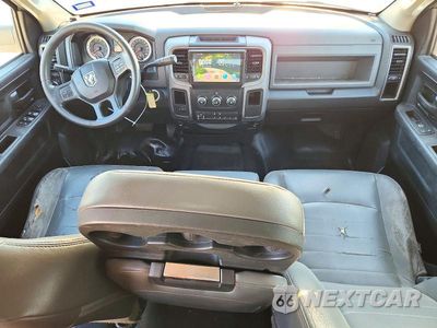 Zdjęcie 8 z 12 samochodu: 2015 RAM 3500 ST VIN:3C63R2GJ8FG620992 - miniatura