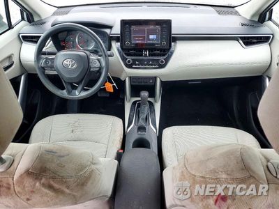 Zdjęcie 8 z 14 samochodu: 2022 TOYOTA COROLLA CROSS L VIN:7MUAAABG3NV040634 - miniatura