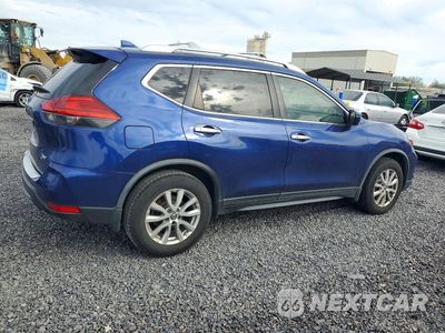 Trzecie zdjęcie samochodu z tyłu: 2017 NISSAN ROGUE SV VIN:JN8AT2MT7HW152740 - miniatura