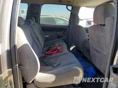 Zdjęcie 11 z 13 samochodu: 2003 CHEVROLET SUBURBAN C1500 VIN:3GNEC16T13G237544 - miniatura