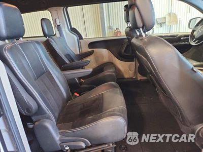Zdjęcie 11 z 13 samochodu: 2017 DODGE GRAND CARAVAN SXT VIN:2C4RDGCG6HR865361 - miniatura