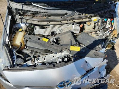 Zdjęcie 11 z 12 samochodu: 2013 TOYOTA PRIUS PLUG-IN HYBRID BASE VIN:JTDKN3DP1D3043706 - miniatura