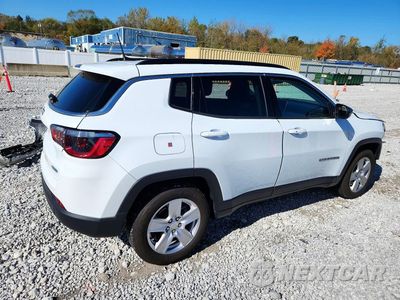 Trzecie zdjęcie samochodu z tyłu: 2022 JEEP COMPASS LATITUDE VIN:3C4NJCBBXNT182545 - miniatura
