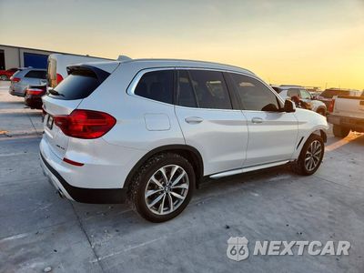 Trzecie zdjęcie samochodu z tyłu: 2019 BMW X3 SDRIVE30I VIN:5UXTR7C5XKLE88508 - miniatura