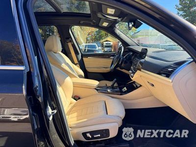 Zdjęcie 7 z 13 samochodu: 2018 BMW X3 XDRIVE30I VIN:5UXTR9C56JLA13805 - miniatura