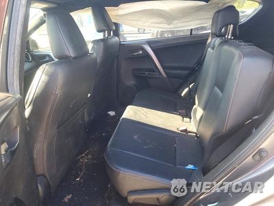 Zdjęcie 11 z 13 samochodu: 2016 TOYOTA RAV4 SE VIN:JTMNFREV5GD081352 - miniatura
