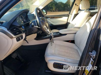 Zdjęcie 7 z 14 samochodu: 2016 BMW X5 XDR40E VIN:5UXKT0C51G0S79071 - miniatura