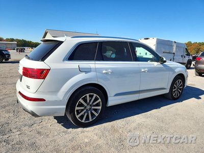Trzecie zdjęcie samochodu z tyłu: 2017 AUDI Q7 PRESTIGE VIN:WA1VAAF75HD053157 - miniatura