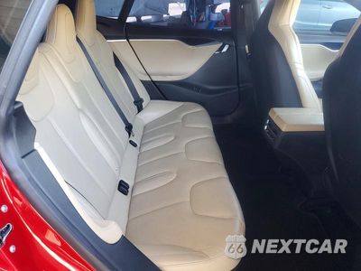 Zdjęcie 10 z 13 samochodu: 2015 TESLA MODEL S VIN:5YJSA1E23FF106877 - miniatura