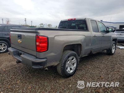 Trzecie zdjęcie samochodu z tyłu: 2017 CHEVROLET SILVERADO K1500 LT VIN:1GCVKREC2HZ273083 - miniatura