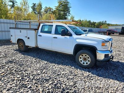 Czwarte zdjęcie samochodu z boku: 2017 GMC SIERRA C3500 VIN:1GT41VCG6HF137411 - miniatura