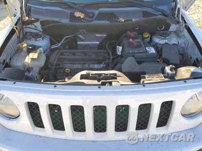 Zdjęcie 12 z 14 samochodu: 2016 JEEP PATRIOT SPORT VIN:1C4NJPBA0GD735291 - miniatura