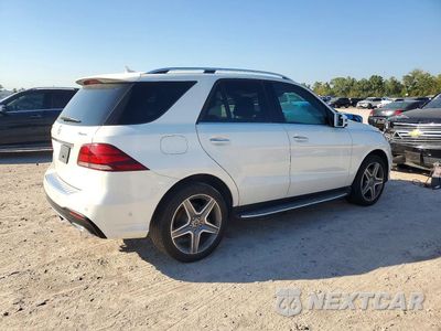 Trzecie zdjęcie samochodu z tyłu: 2018 MERCEDES-BENZ GLE 350 4MATIC VIN:4JGDA5HB9JB035302 - miniatura