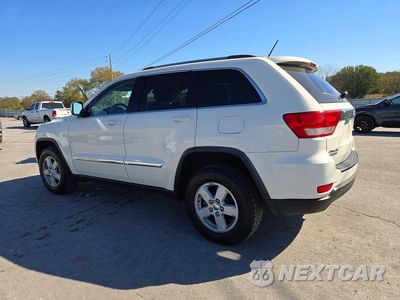 Drugie zdjęcie samochodu z przodu: 2011 JEEP GRAND CHEROKEE LAREDO VIN:1J4RR4GG2BC545989 - miniatura