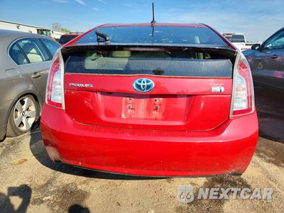 Zdjęcie 6 z 12 samochodu: 2015 TOYOTA PRIUS THREE VIN:JTDKN3DU7F1982895 - miniatura