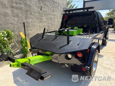 Czwarte zdjęcie samochodu z boku: 2006 FORD F450 SUPER DUTY VIN:1FDXF46P96EB19150 - miniatura