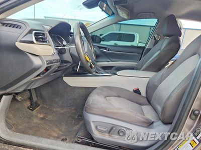 Zdjęcie 7 z 12 samochodu: 2018 TOYOTA CAMRY LE VIN:4T1B11HK8JU651979 - miniatura