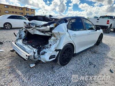 Trzecie zdjęcie samochodu z tyłu: 2021 TOYOTA CAMRY TRD VIN:4T1KZ1AK2MU048288 - miniatura