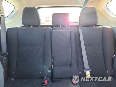 Zdjęcie 10 z 13 samochodu: 2015 TOYOTA RAV4 XLE VIN:JTMWFREV7FD066144 - miniatura