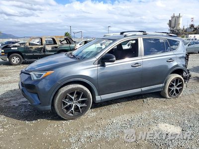2017 TOYOTA RAV4 SE JTMNFREV9HD097765 - główne zdjęcie licytacji z USA - miniatura