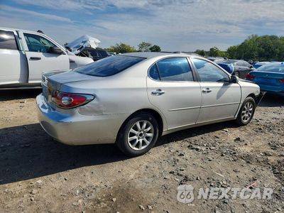 Trzecie zdjęcie samochodu z tyłu: 2002 LEXUS ES 300 VIN:JTHBF30GX20035846 - miniatura