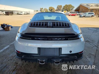 Zdjęcie 6 z 13 samochodu: 2025 PORSCHE 911 TARGA 4 GTS VIN:WP0BB2A93SS260282 - miniatura