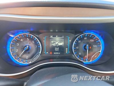 Zdjęcie 9 z 14 samochodu: 2017 CHRYSLER PACIFICA TOURING L VIN:2C4RC1BG0HR509246 - miniatura