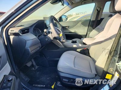 Zdjęcie 7 z 12 samochodu: 2021 TOYOTA VENZA LE VIN:JTEAAAAH2MJ011864 - miniatura