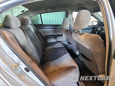 Zdjęcie 10 z 12 samochodu: 2009 HONDA ACCORD LXP VIN:1HGCP26439A031945 - miniatura