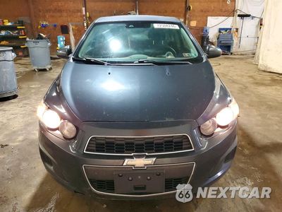 Piąte zdjęcie samochodu w środku: 2014 CHEVROLET SONIC LT VIN:1G1JC5SH3E4129158 - miniatura