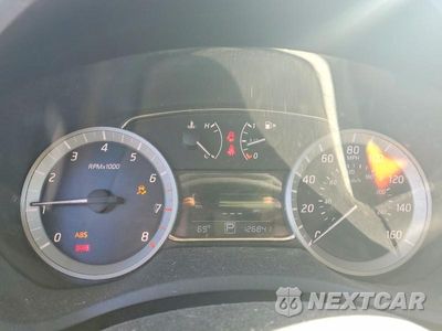 Zdjęcie 9 z 12 samochodu: 2015 NISSAN SENTRA SL VIN:3N1AB7AP1FY241375 - miniatura