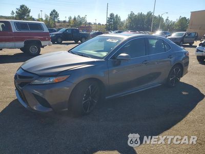 2019 TOYOTA CAMRY XSE 4T1B61HK6KU737696 - główne zdjęcie licytacji z USA - miniatura