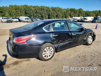 Trzecie zdjęcie samochodu z tyłu: 2015 NISSAN ALTIMA 2.5 S VIN:1N4AL3AP7FC212559 - miniatura