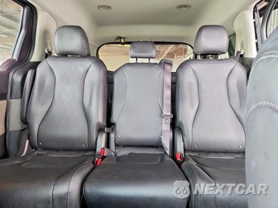 Zdjęcie 10 z 13 samochodu: 2026 KIA CARNIVAL LXS VIN:KNDNB5K39T6597056 - miniatura