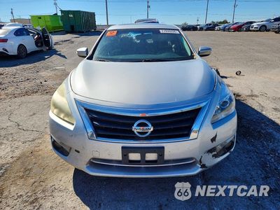 Piąte zdjęcie samochodu w środku: 2015 NISSAN ALTIMA 2.5 SV VIN:1N4AL3AP8FC158348 - miniatura