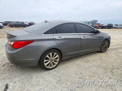 Trzecie zdjęcie samochodu z tyłu: 2013 HYUNDAI SONATA SE VIN:5NPEC4AC2DH787183 - miniatura